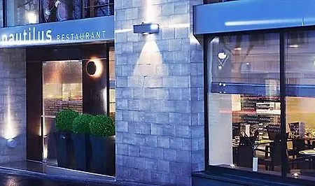 大洋洲布雷斯特酒店