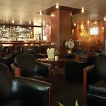Oceania Hotel