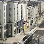 Oceania Hotel