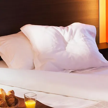 Oceania Hotel