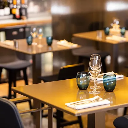 大洋洲布雷斯特酒店 4*