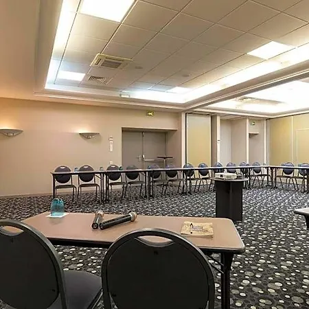 Oceania Hotel 4*