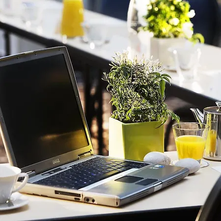 大洋洲布雷斯特酒店 4*