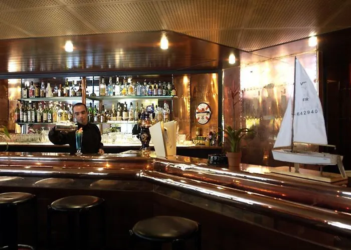 Oceania Hotell Brest